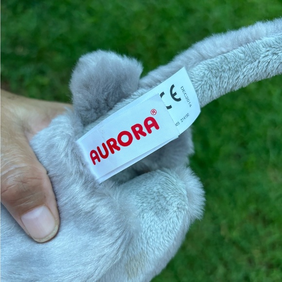 9" Mini Flopsie Sting Ray Soft Stuffed Animal Plush from Aurora - Picture 5 of 11